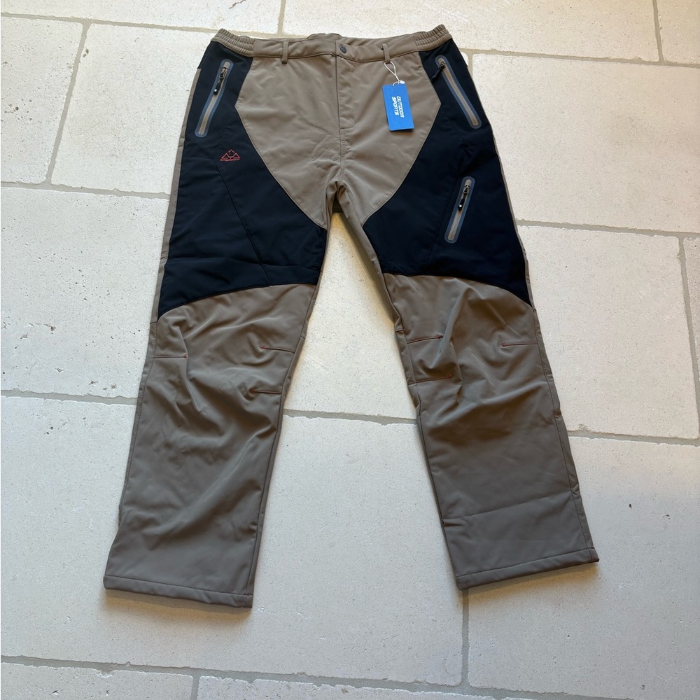 Men's Black and Tan Outdoor Pants